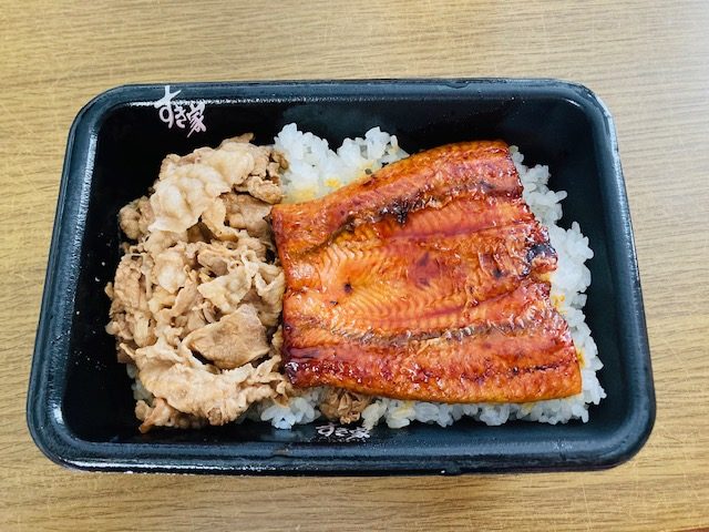 すき家　牧之原店　うな牛♪　